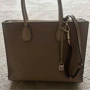 Michael Kors Accordion Pebbled Beige Leather Tote